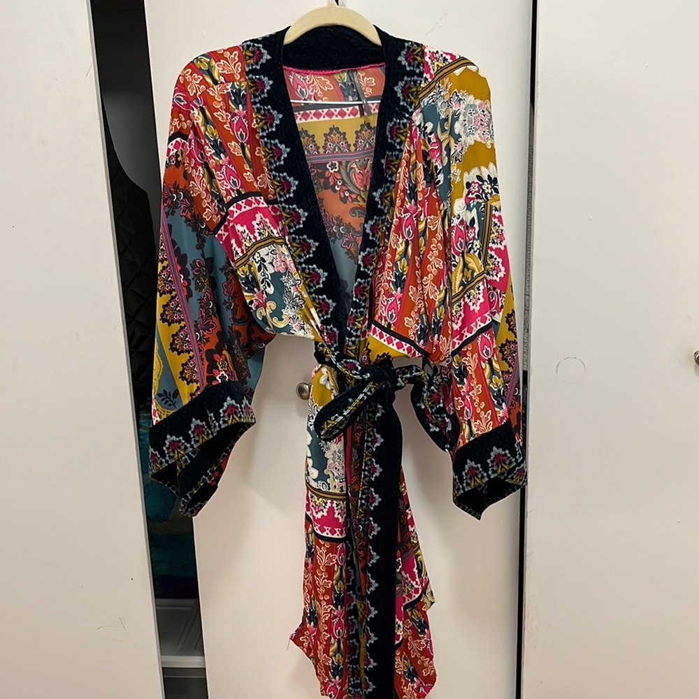 Velvet Trim Bathrobe